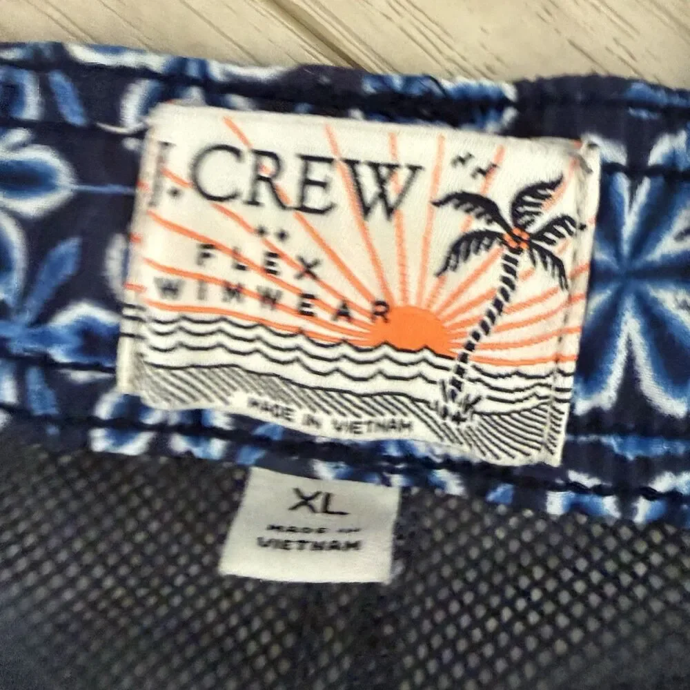 J.Crew Mens  XL Printed Swim Shorts Floral Microfiber Board Shorts Pockets